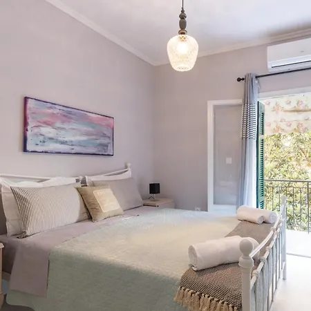 Stylish, Comfy By Konnect, Corfu Center *
